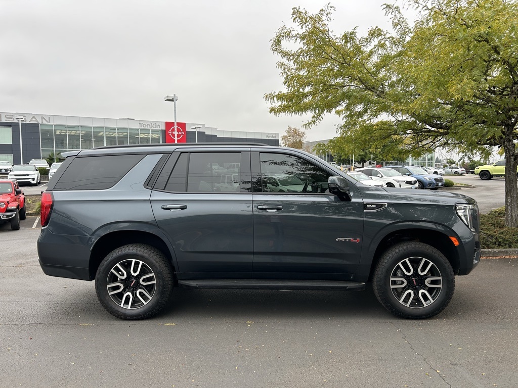 2021 Gmc Yukon AT4 photo 3