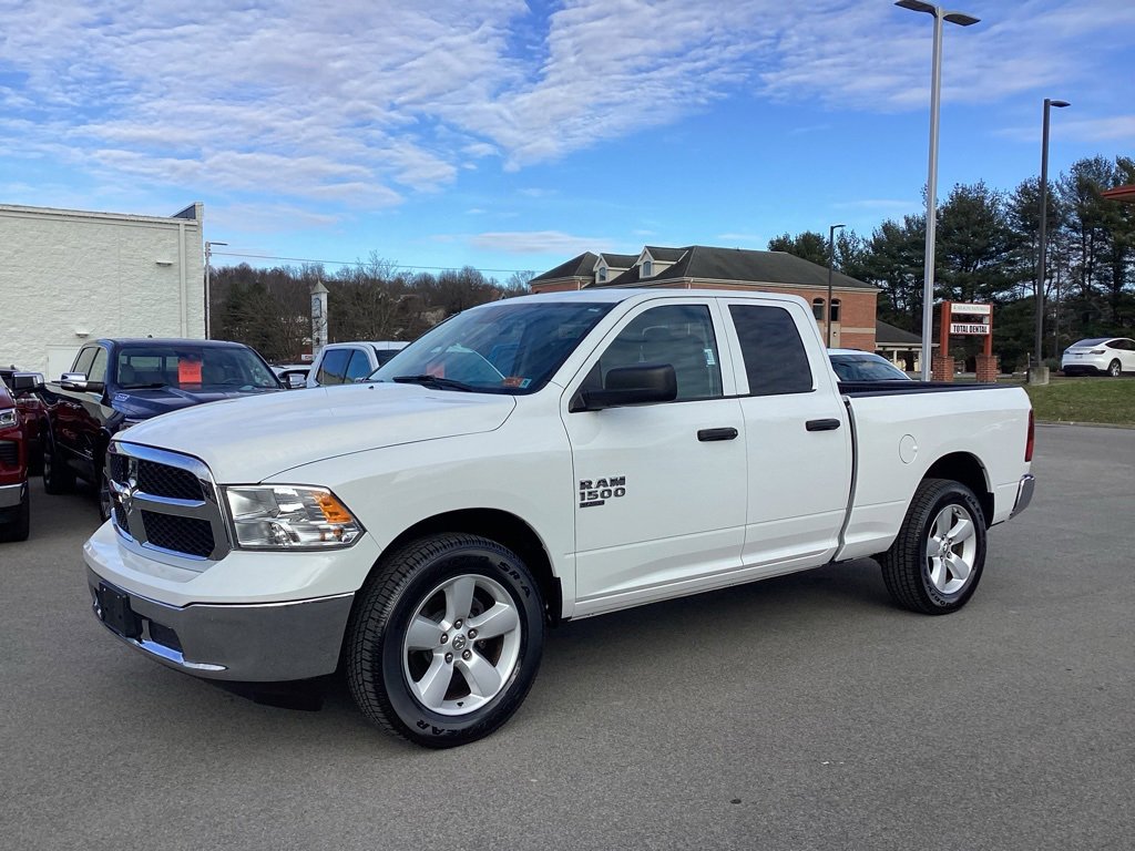 2024 RAM Ram 1500 Classic SLT's photo