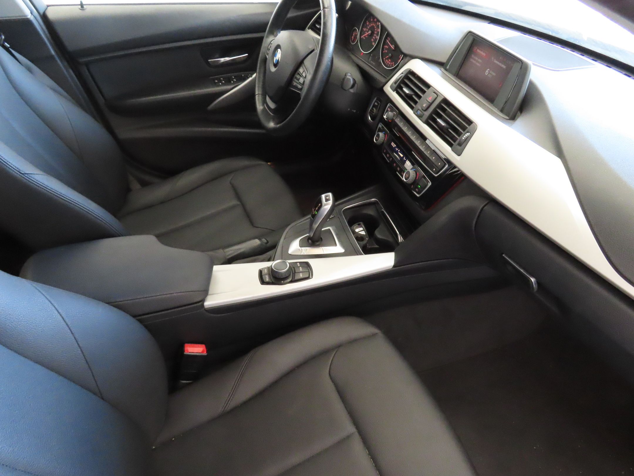 2018 Bmw 320i Sedan photo 23