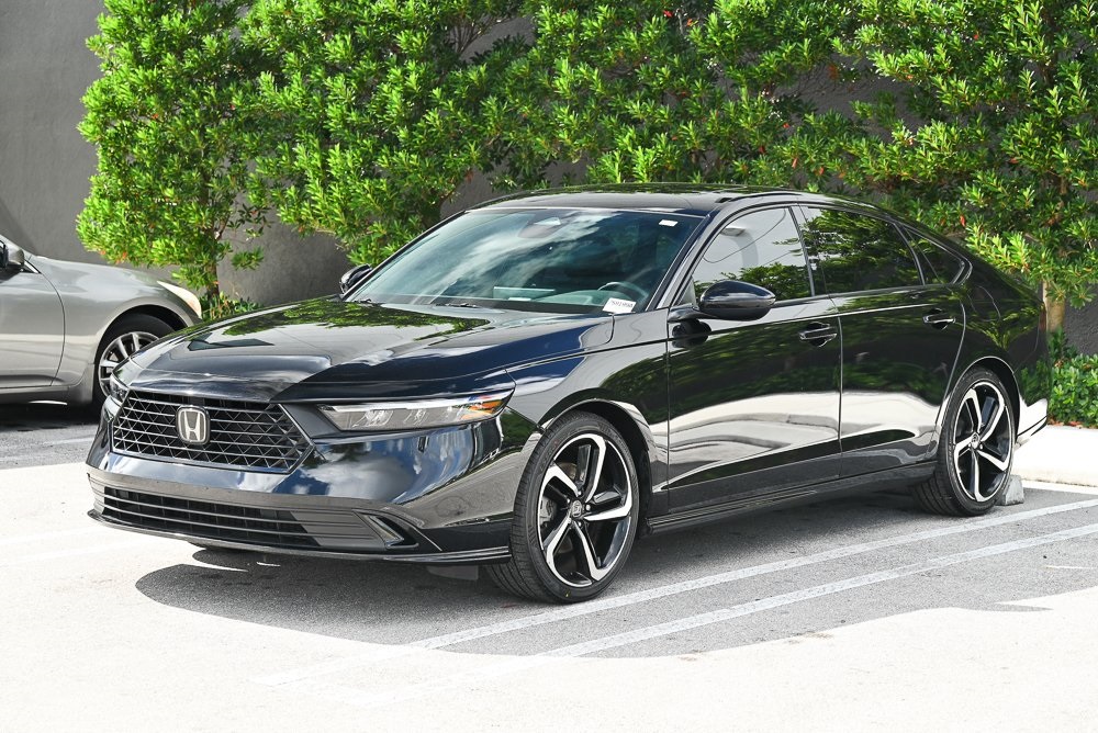 2023 Honda Accord Hybrid Sport-L's photo