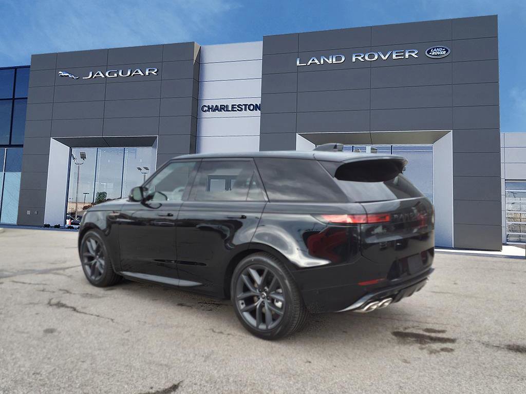 2025 Land Rover Range Rover Sport SE photo 3