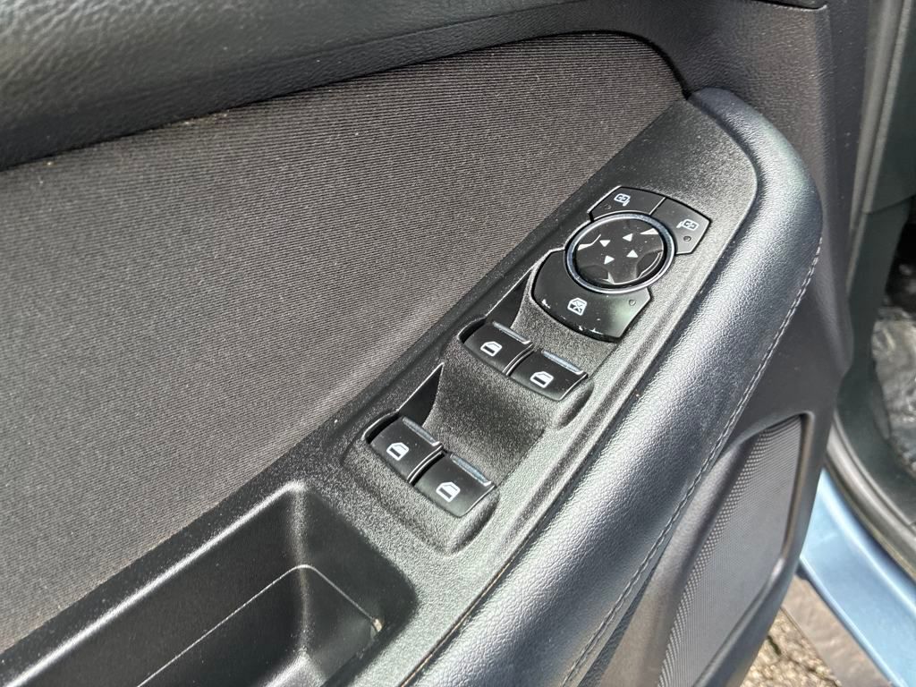 2018 Ford Edge SE photo 10