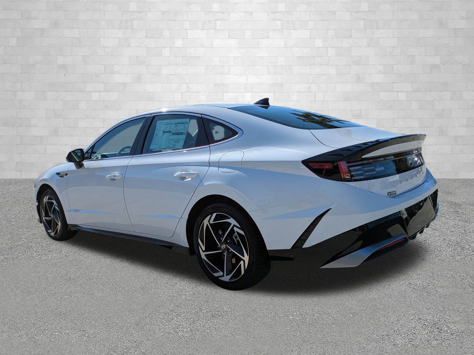 2026 Hyundai Sonata SEL Sport photo 4