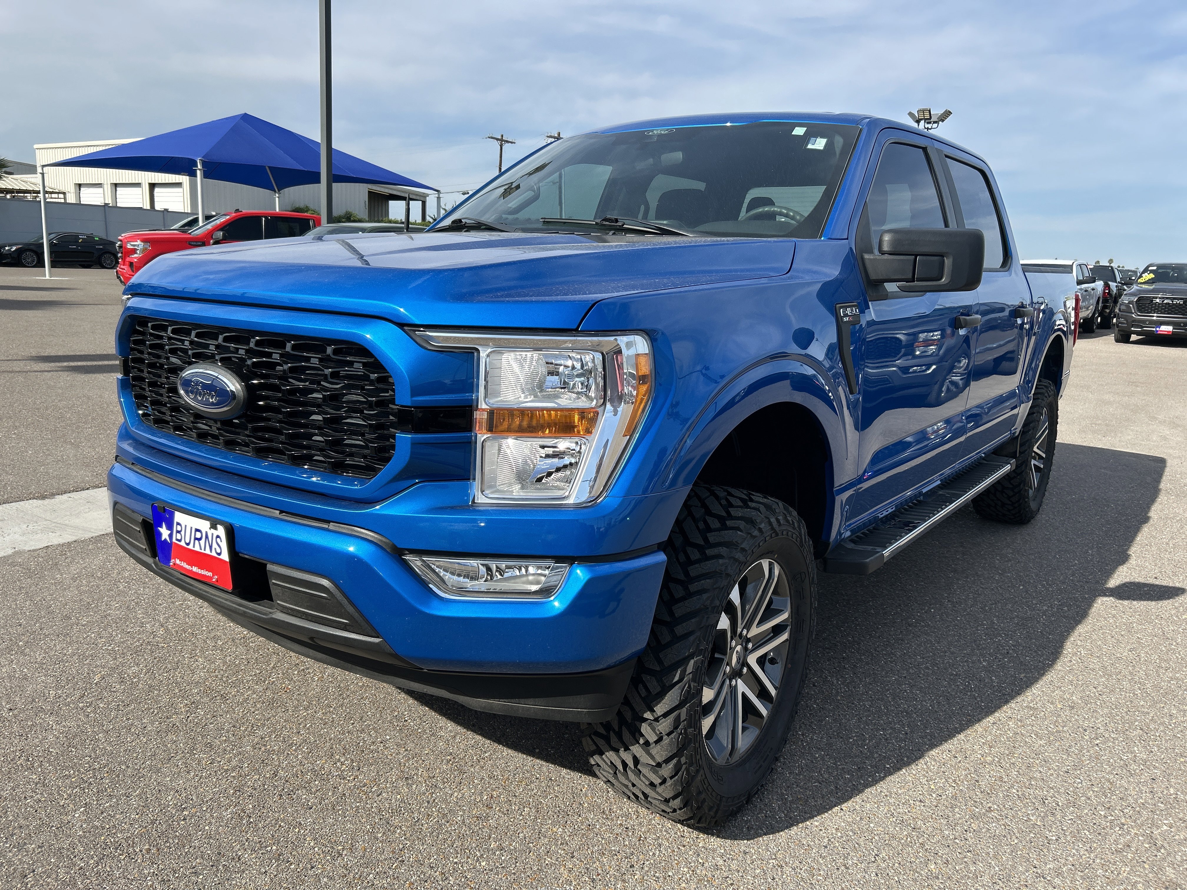 2021 Ford F-150 XL's photo