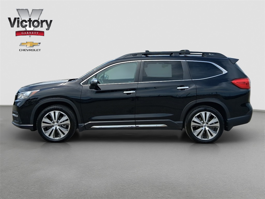 2022 Subaru Ascent Touring photo 3