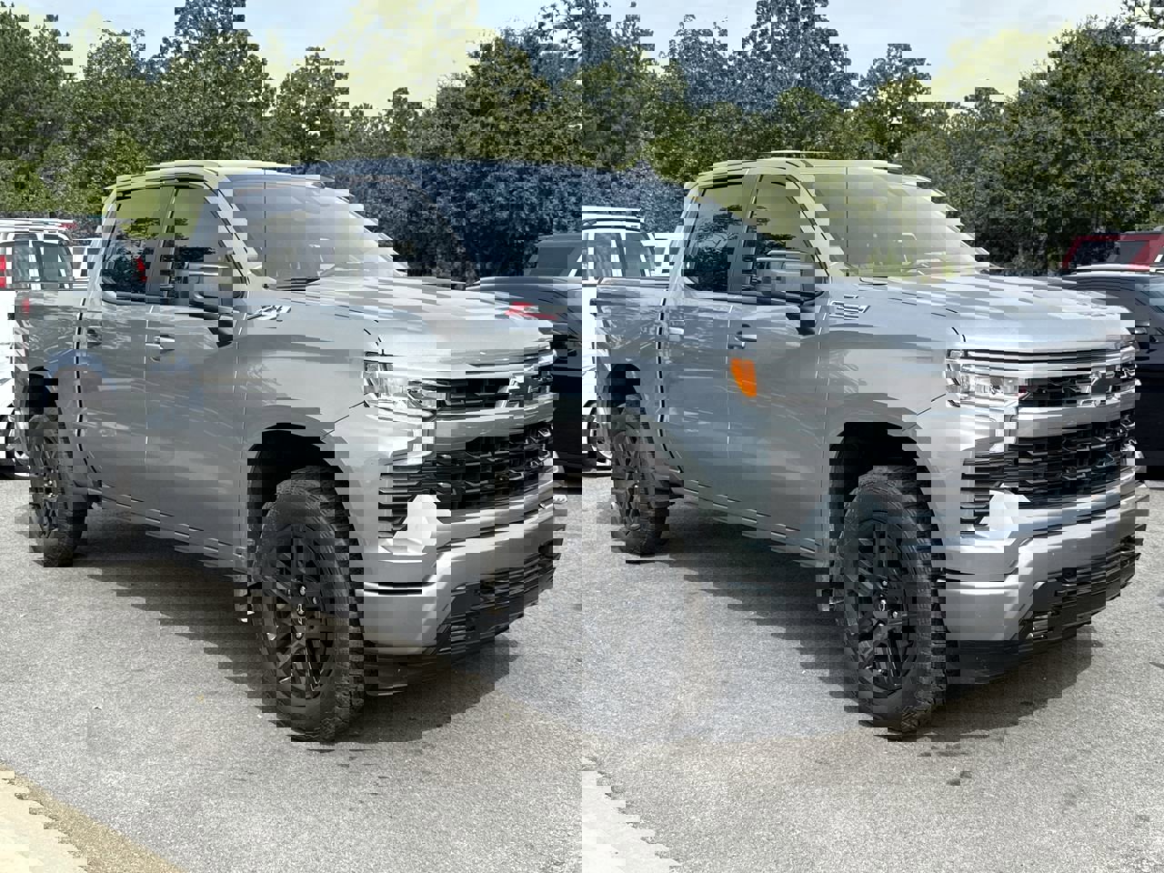 2025 Chevrolet Silverado 1500 RST photo 2