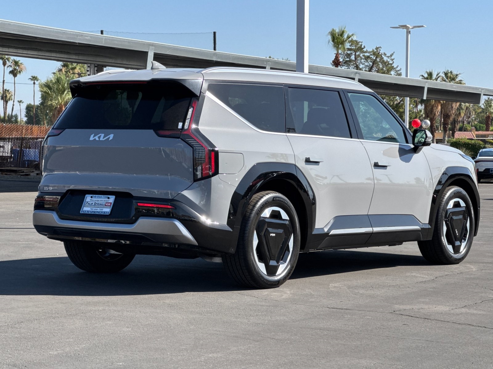 2026 Kia EV9 Land photo 3