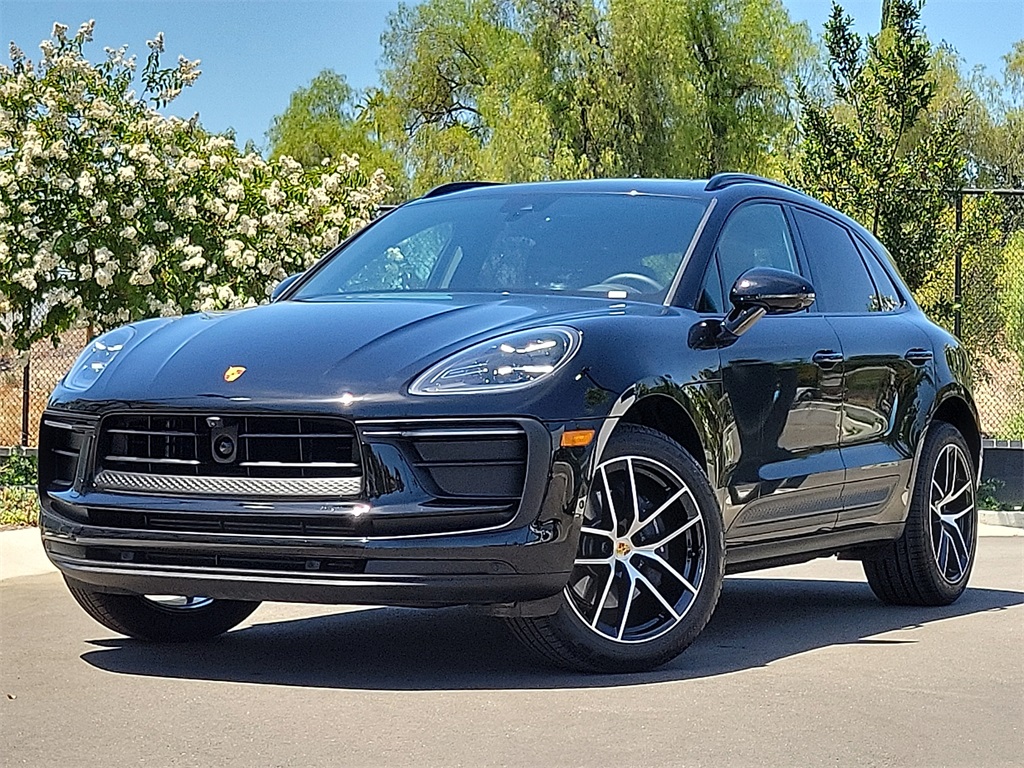 Certified Used 2024 Porsche Macan 