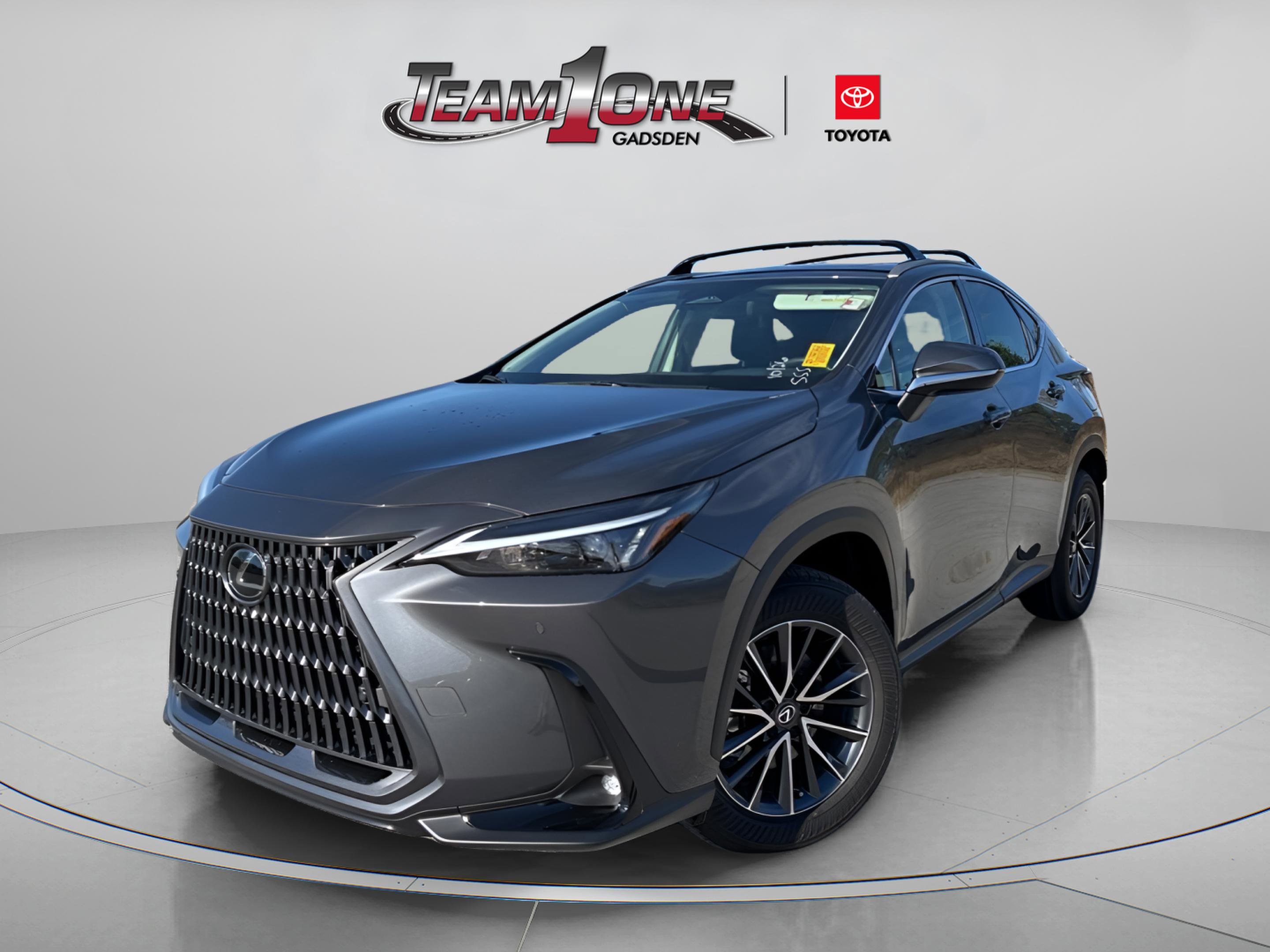 2025 Lexus NX 350h Premium photo 4