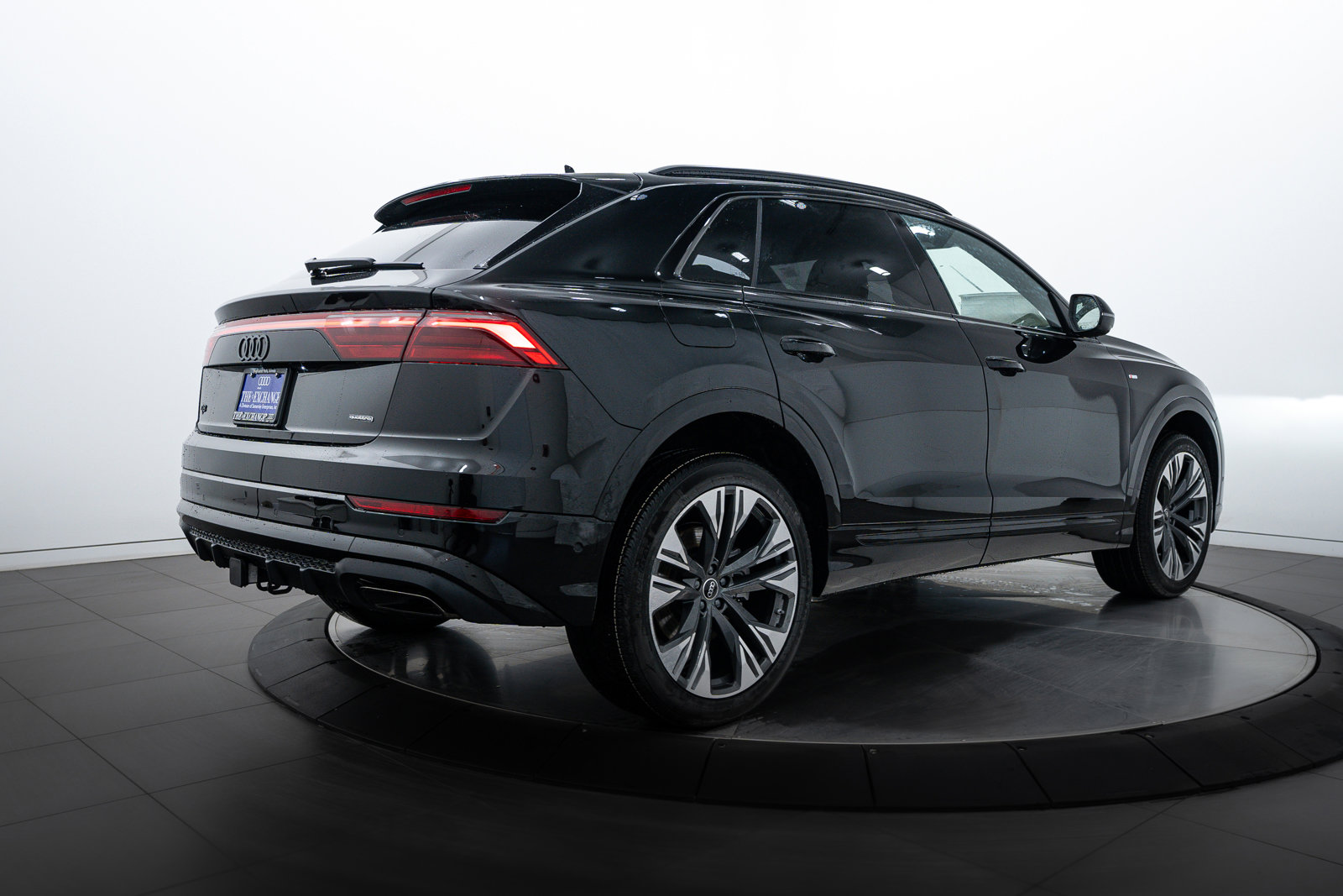 2025 Audi Q8 line Premium Plus photo 3