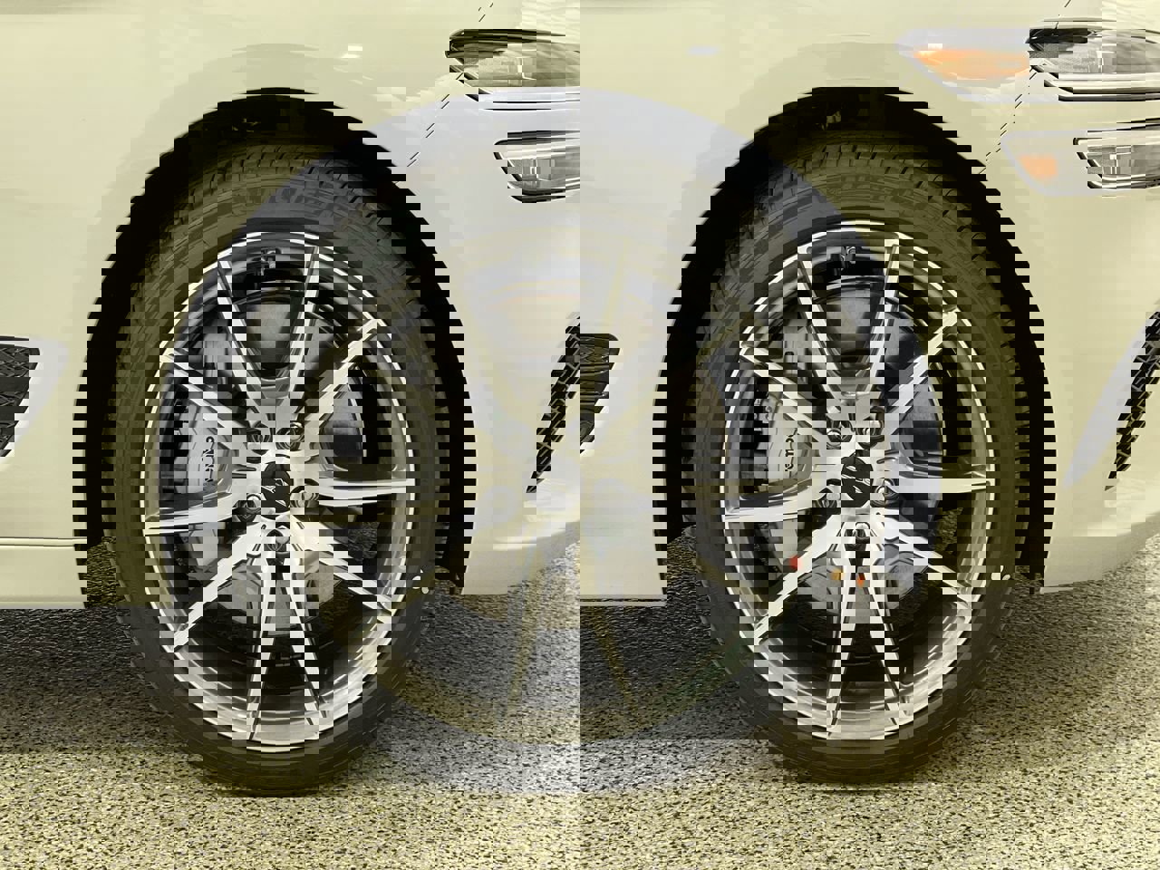 New 2026 Vatna Gray Genesis 2.5T Prestige image 10