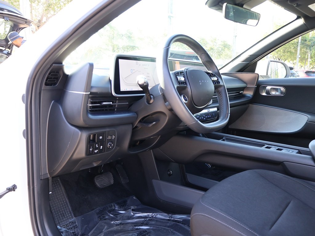 2023 Hyundai Ioniq 6 SE Standard Range photo 27