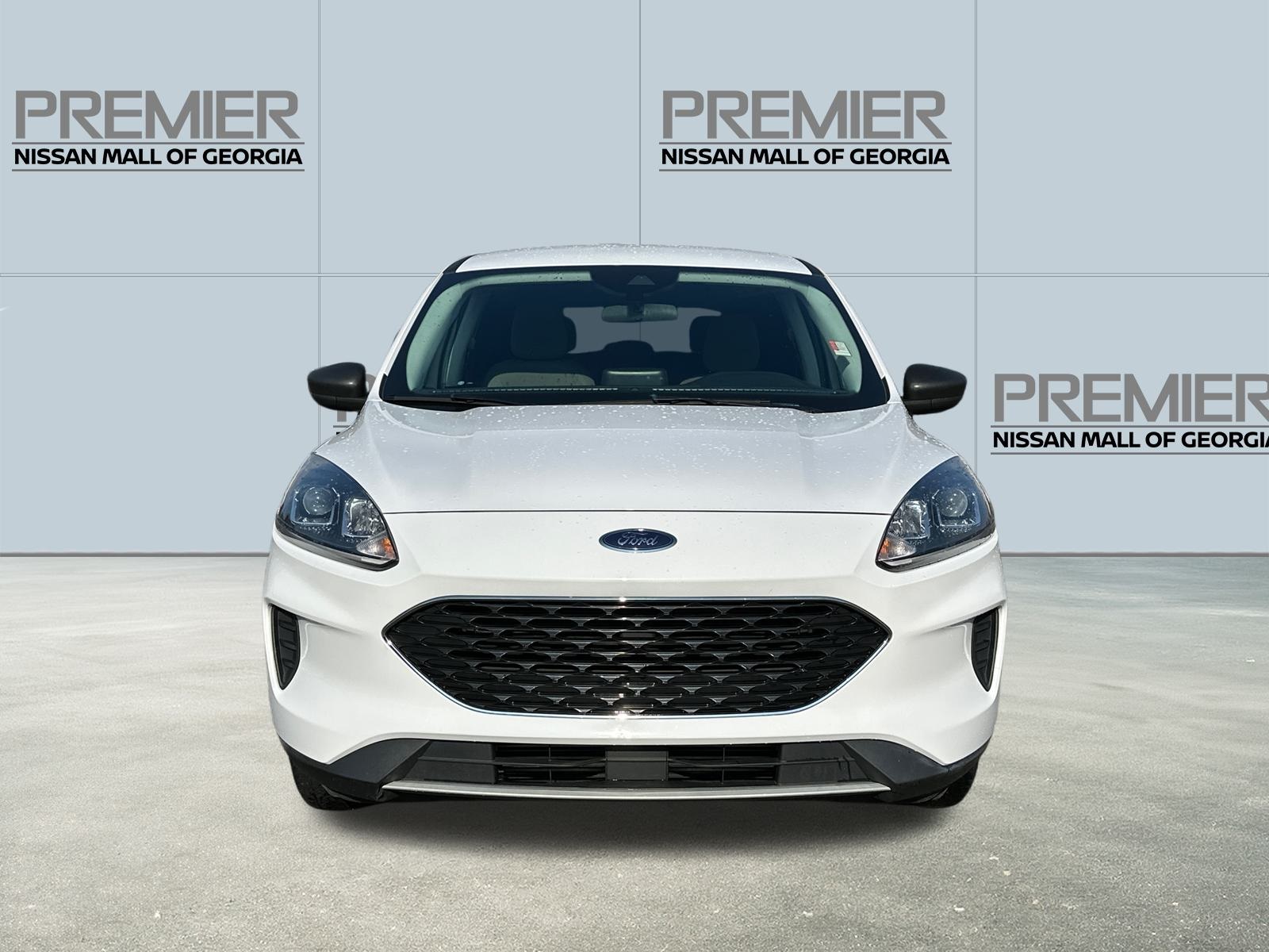 2022 Ford Escape SE photo 2