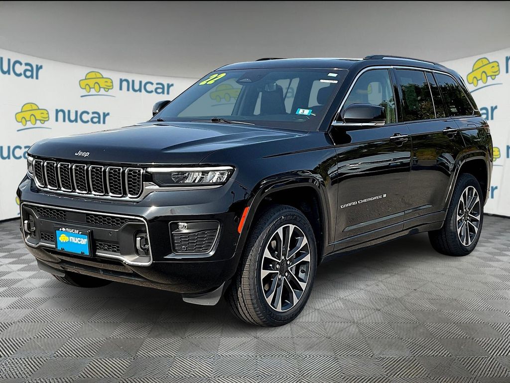 2022 Jeep Grand Cherokee Overland photo 3