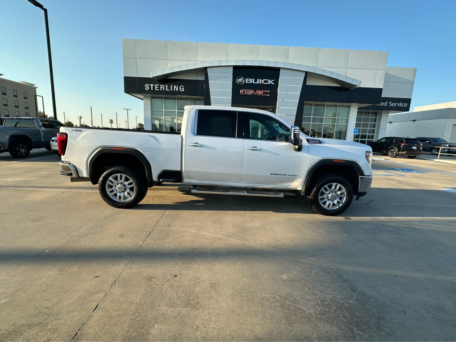 2023 Gmc Sierra 2500 HD SLT photo 2