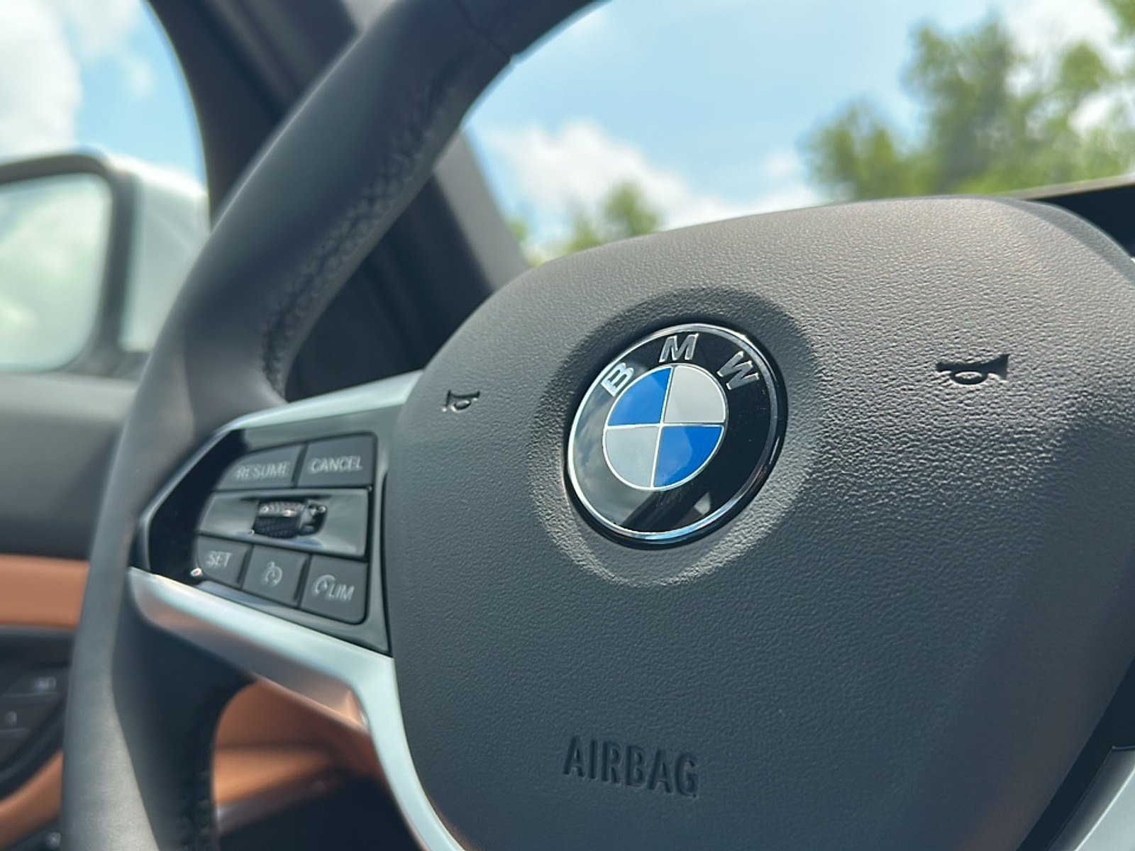 2025 Bmw 330i photo 6