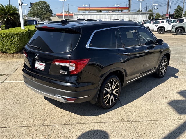 2021 Honda Pilot Touring photo 3