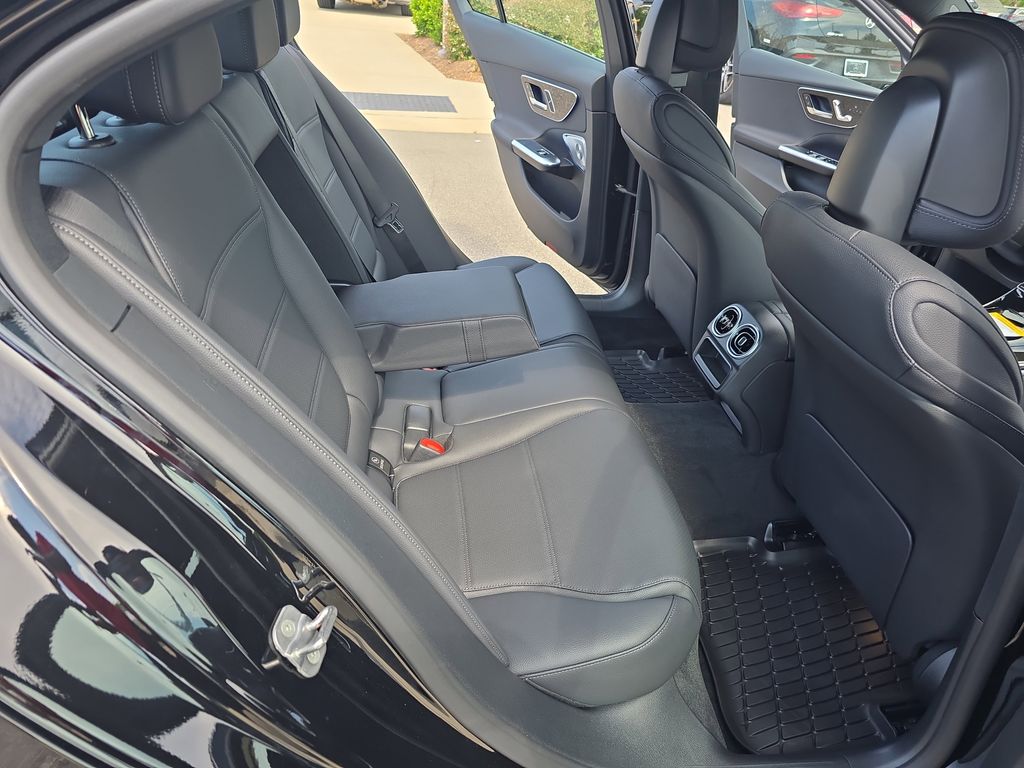 2025 Mercedes Benz C 300 photo 11