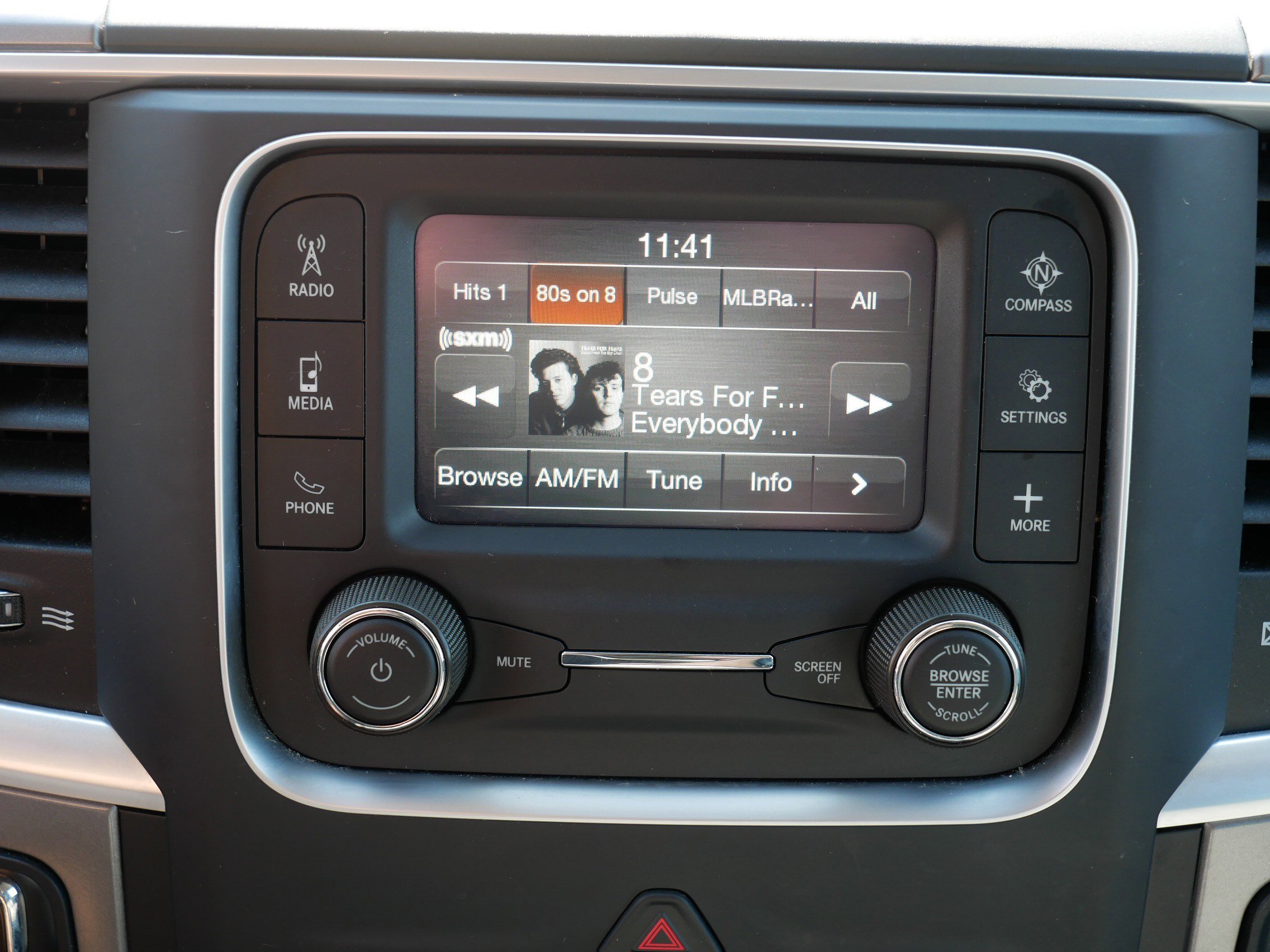 2024 Ram 1500 Classic SLT photo 21