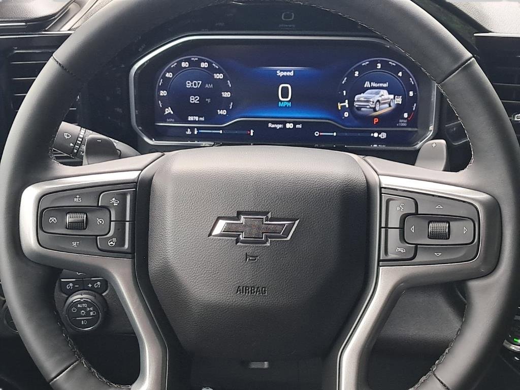 2024 Chevrolet Silverado 1500 RST photo 13