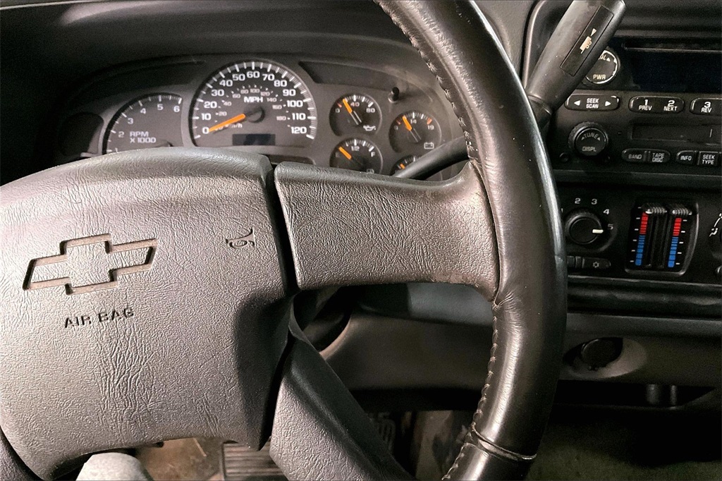 2004 CHEVROLET SILVERADO - Image 18