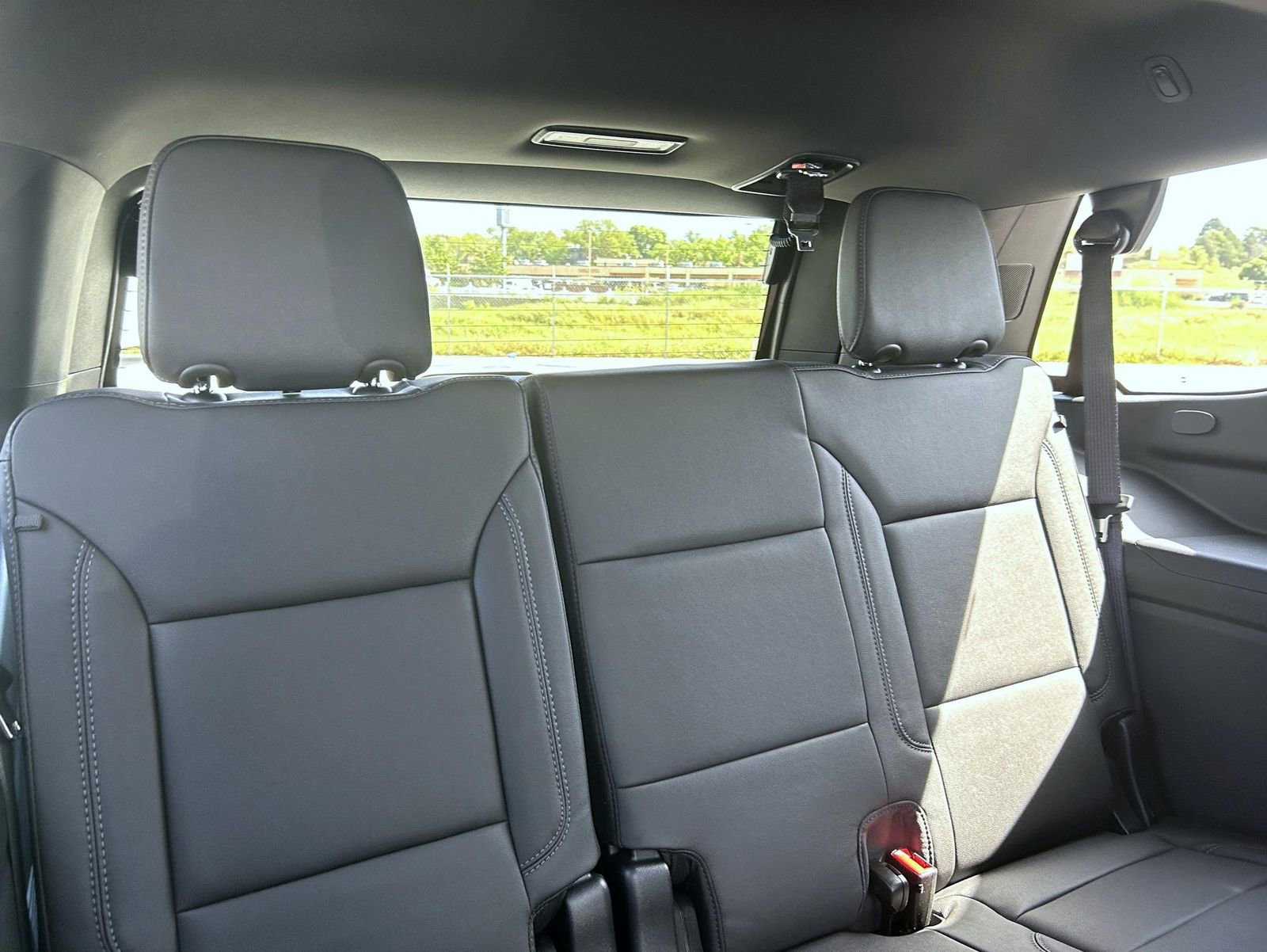 2025 Chevrolet Tahoe Z71 photo 21