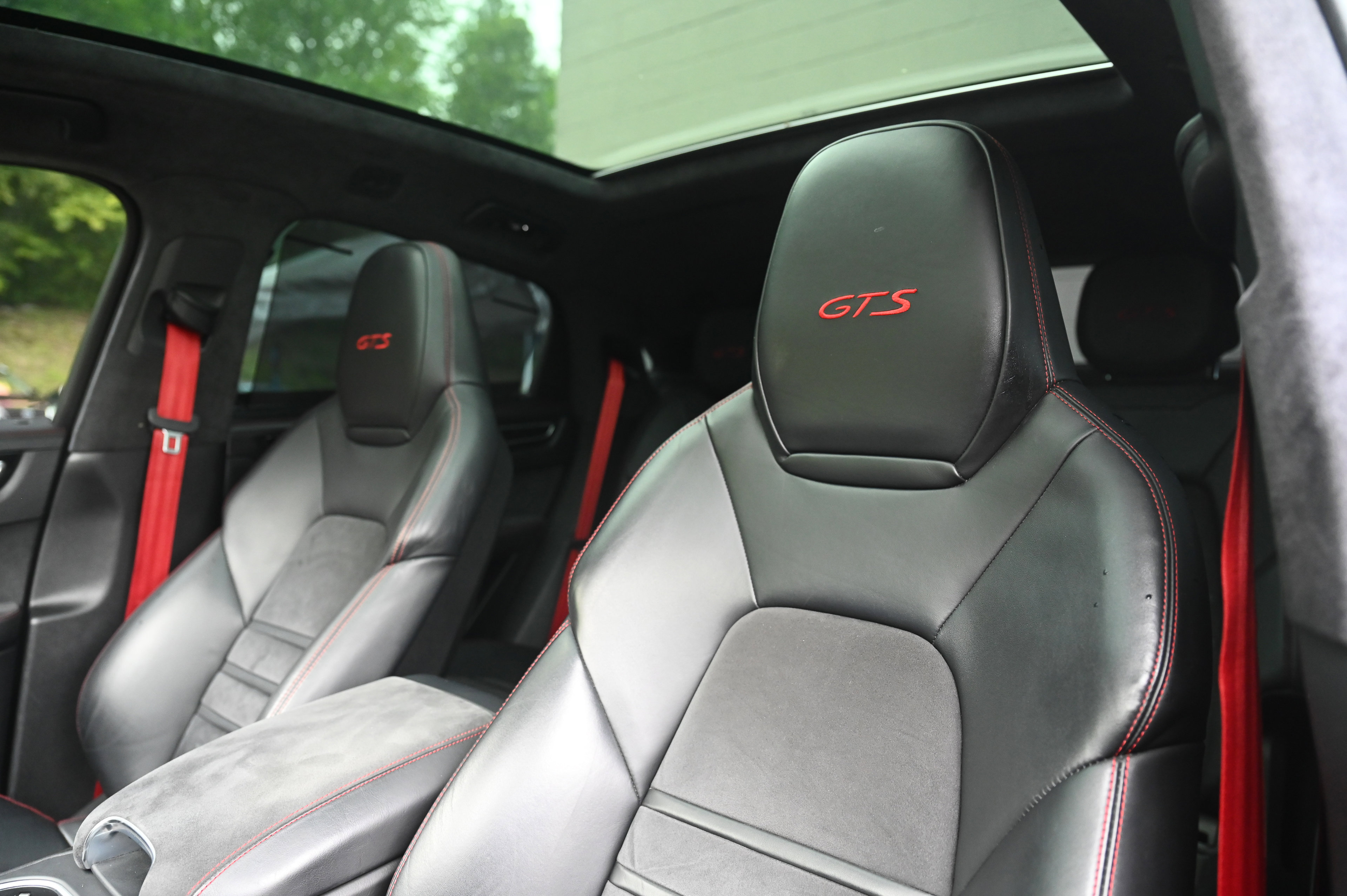 2021 Porsche Cayenne GTS Coupe photo 23