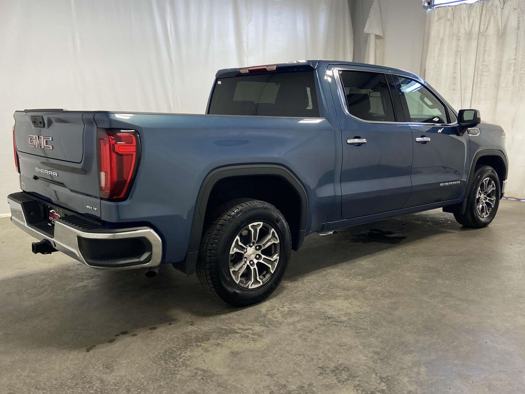 2024 Gmc Sierra 1500 SLT photo 3