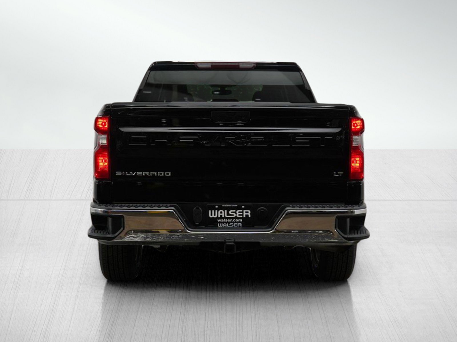 2019 Chevrolet Silverado 1500 LT photo 3