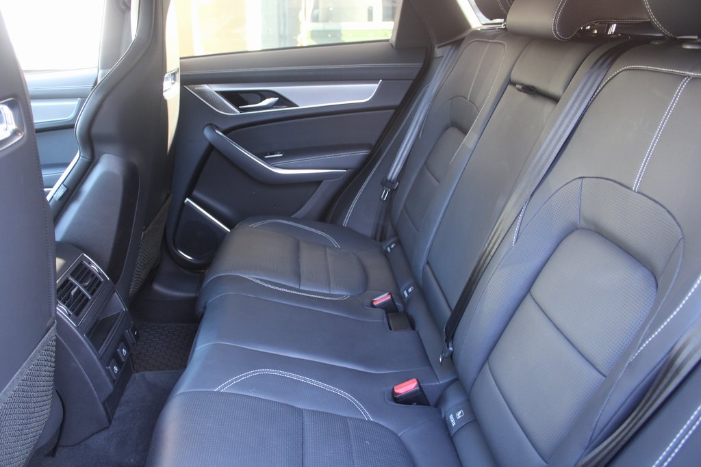 2024 Jaguar F-PACE R-Dynamic S P400 photo 26