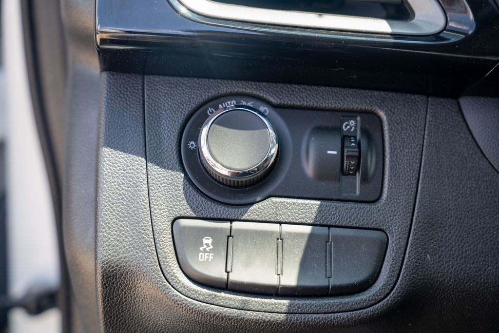 2022 Chevrolet Spark 1LT photo 19