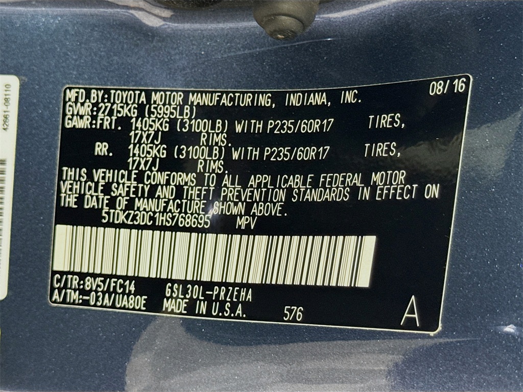 2017 Toyota Sienna LE photo 36