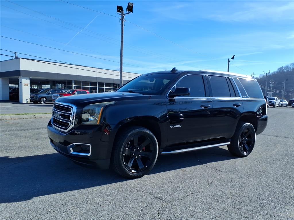 2017 GMC Yukon SLT's photo