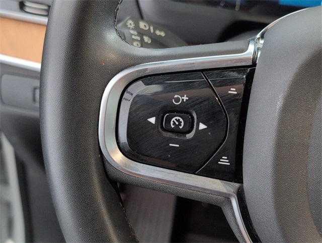 2024 Volvo XC90 Plus photo 25