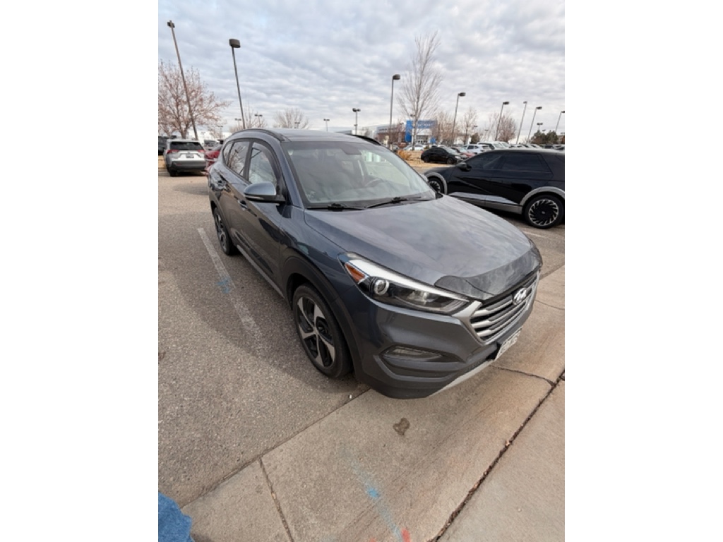 2018 Hyundai Tucson Value photo 3