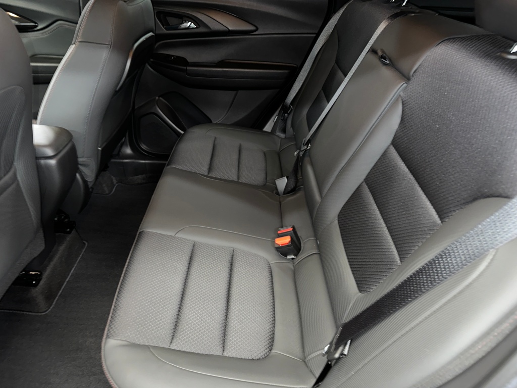 2022 Chevrolet Trailblazer RS photo 17