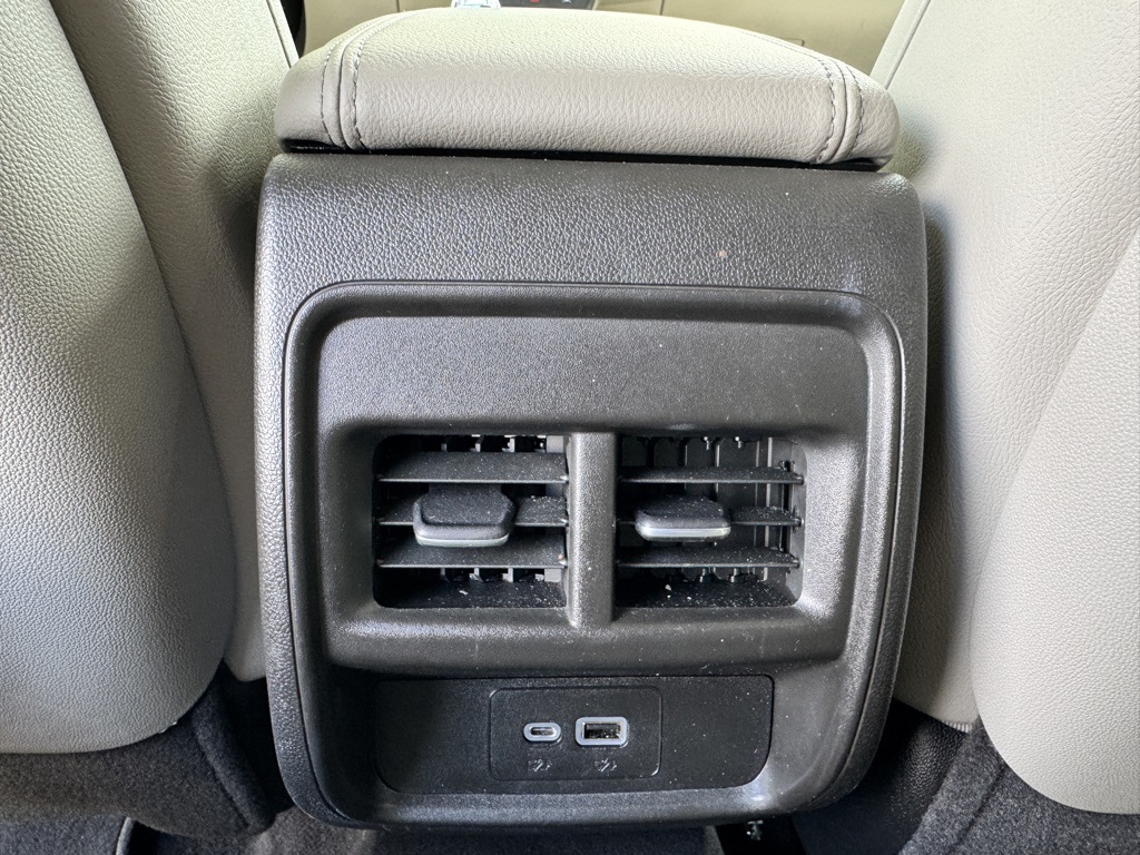 2023 Cadillac XT4 Luxury photo 12
