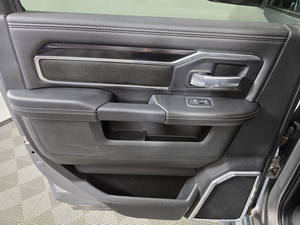 2022 Ram 2500 Laramie photo 17