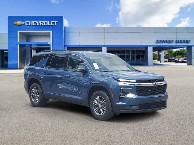 2026 Chevrolet Traverse LT's photo