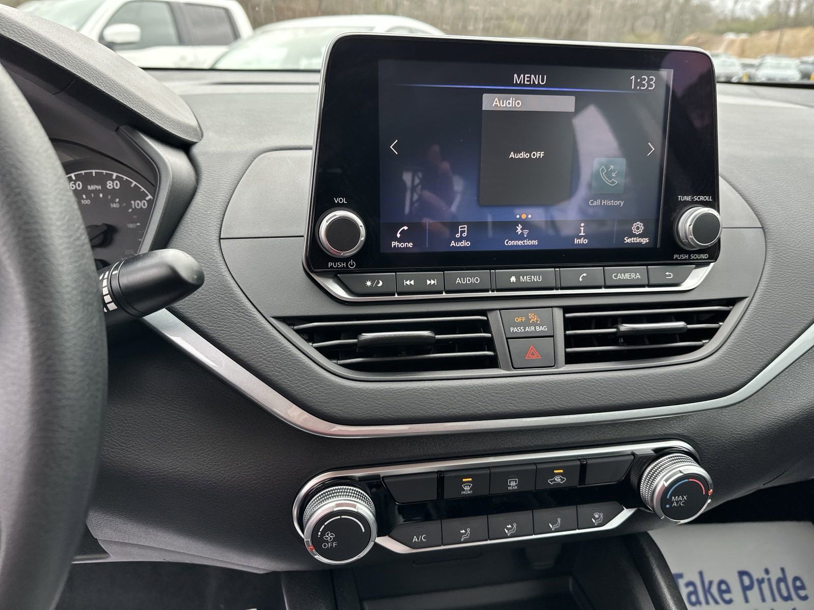 2025 Nissan Altima S photo 29