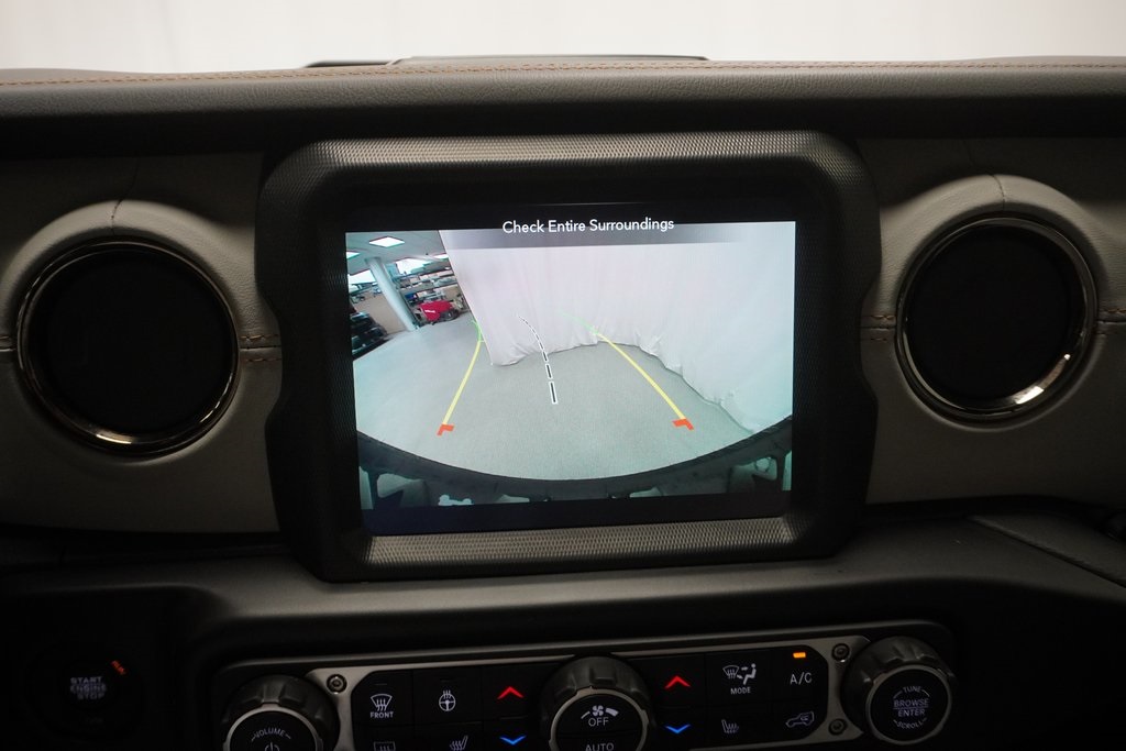 2021 Jeep Wrangler Unlimited Sahara High Altitude 4xe photo 24