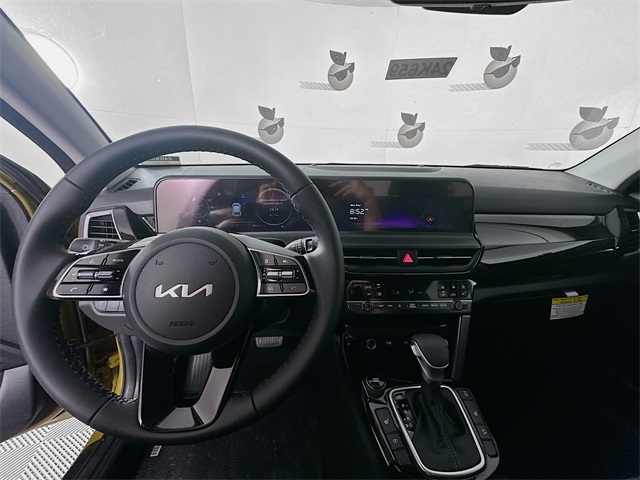 2024 Kia Seltos X-Line photo 9