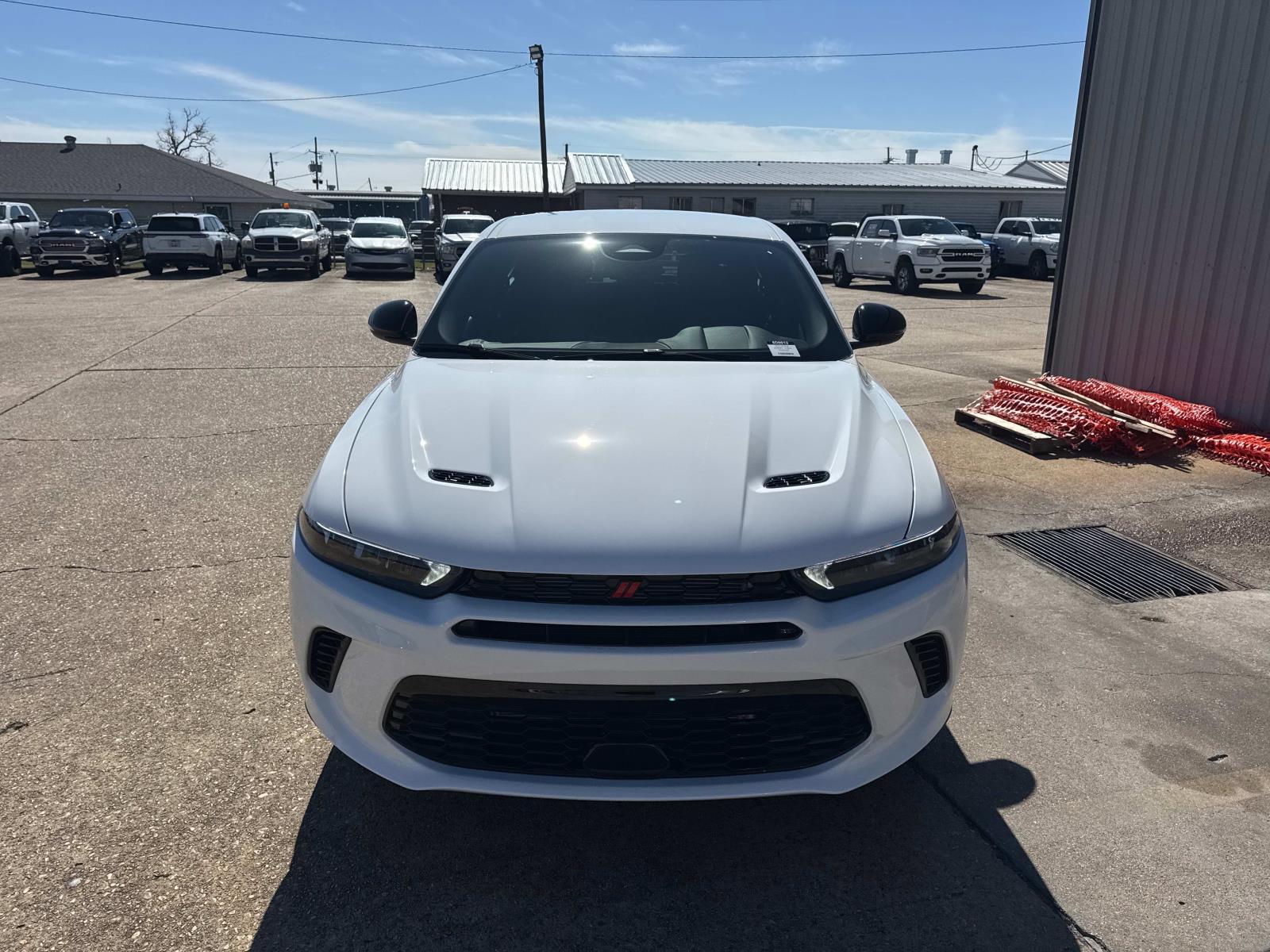 2025 Dodge Hornet GT photo 2