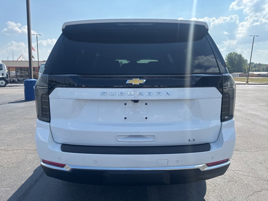 2026 Chevrolet Suburban LT photo 3