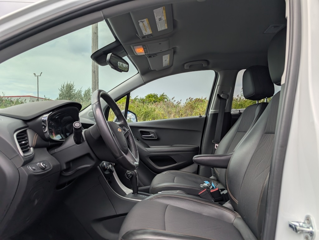 2022 Chevrolet Trax LT photo 8