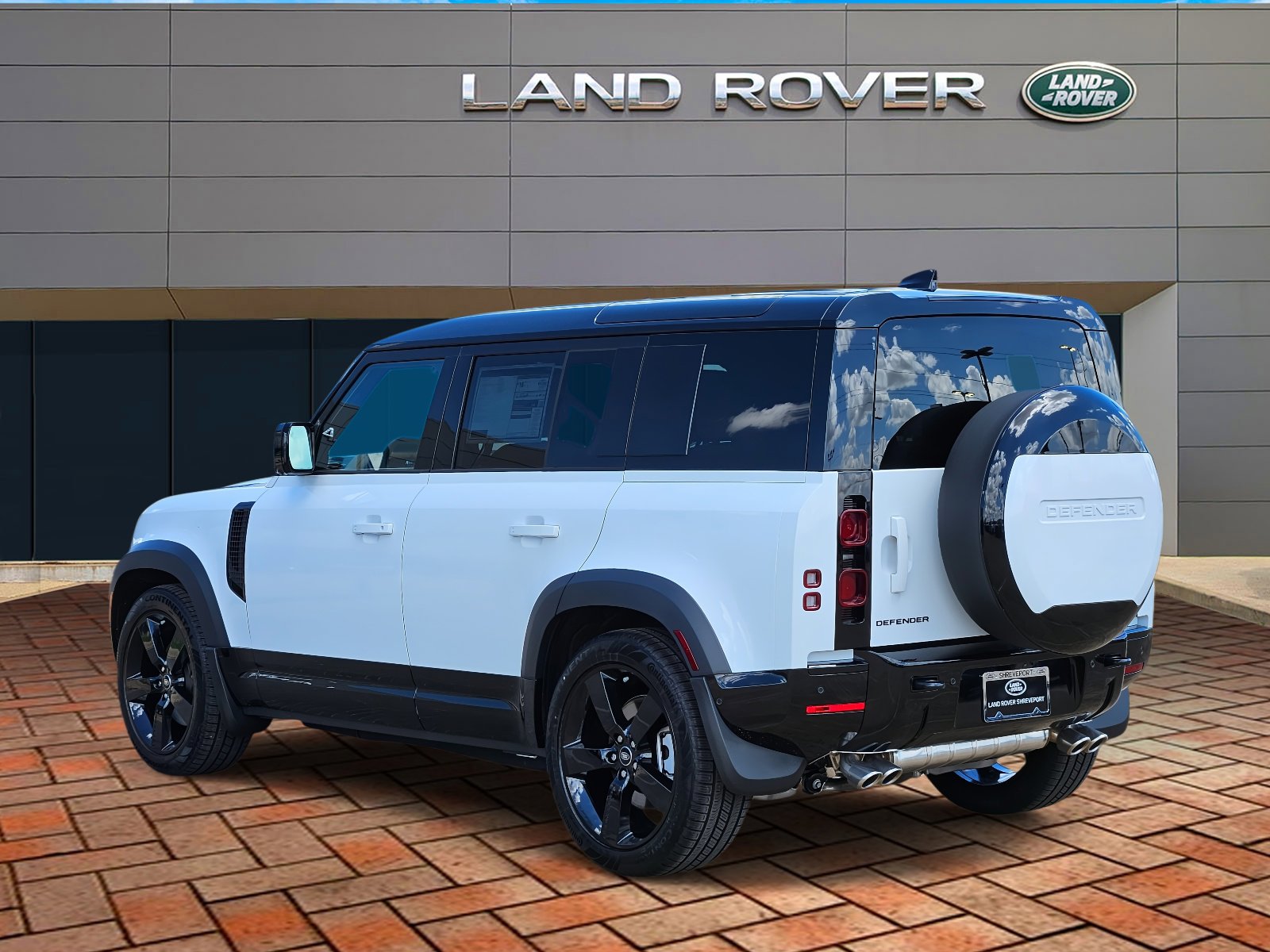 2025 Land Rover Defender 110 X-Dynamic SE photo 2