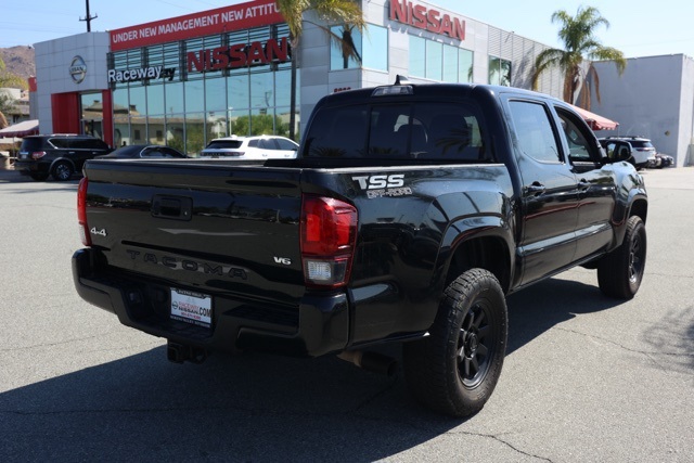 2023 Toyota Tacoma SR photo 3