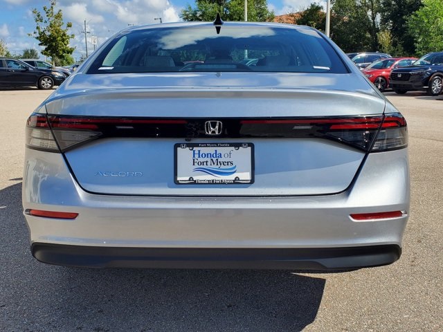 2025 Honda Accord 1.5T SE photo 3