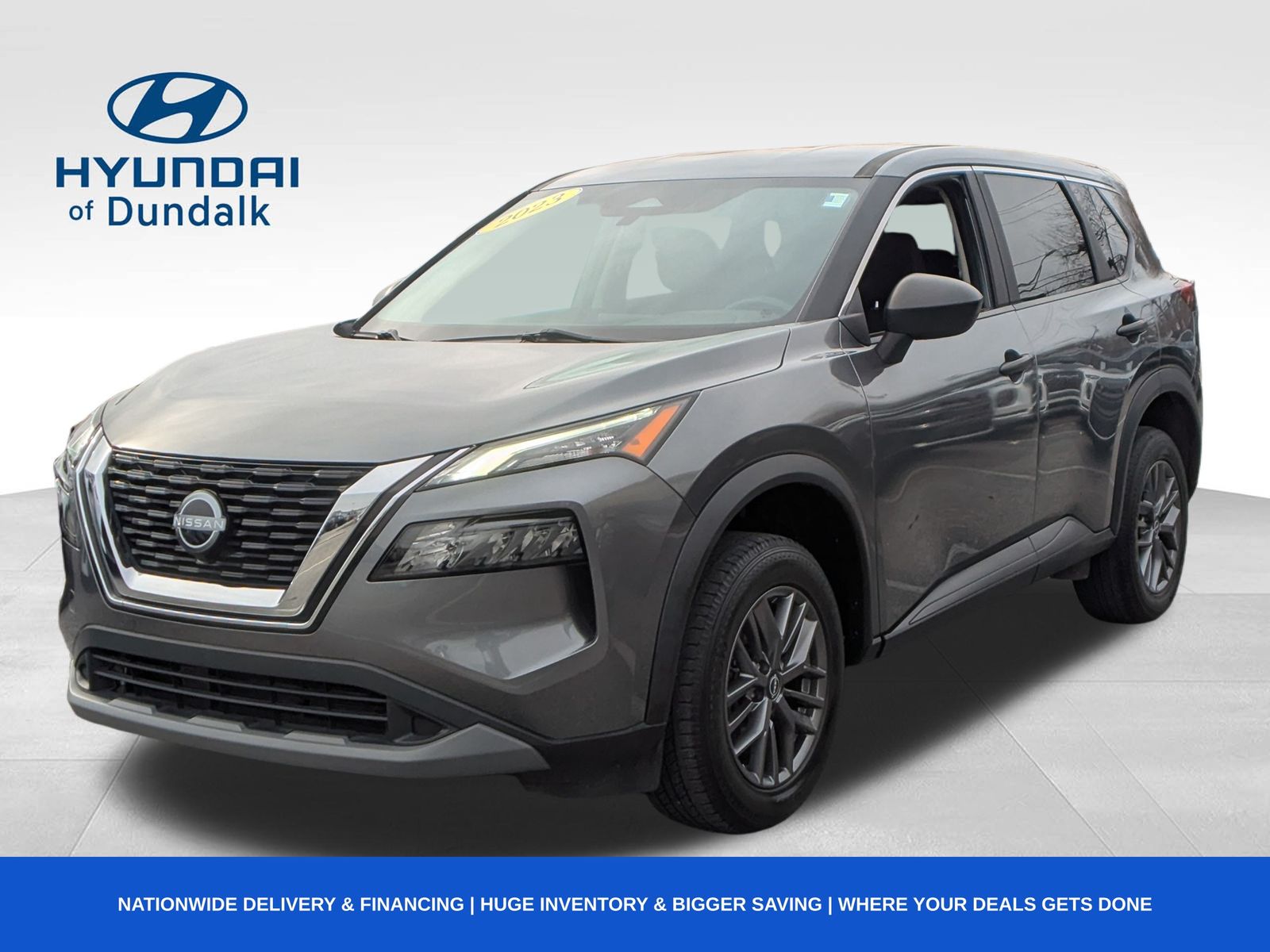 2023 Nissan Rogue S's photo