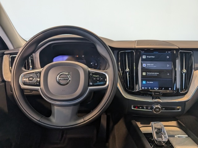 2022 Volvo XC60 Inscription photo 15